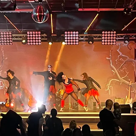 Surfside Bliss - Cayton Bay Park Caravan